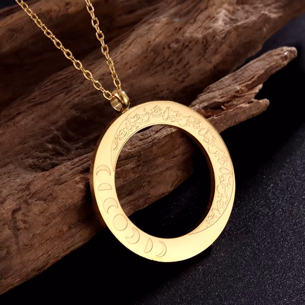 bijou homme collier de lune